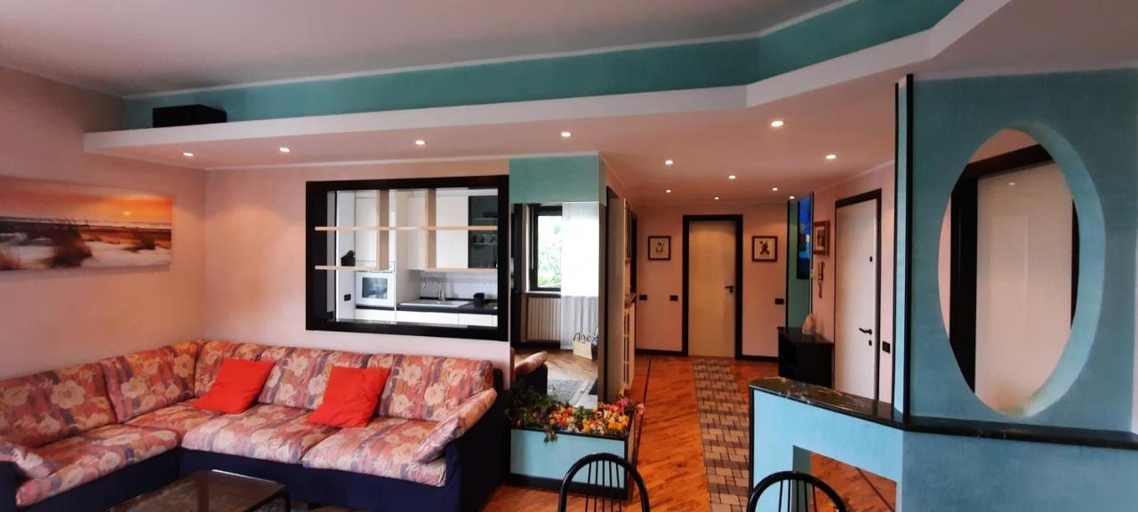 La Terrazza Casa Vacanza Carenno Kültér fotó