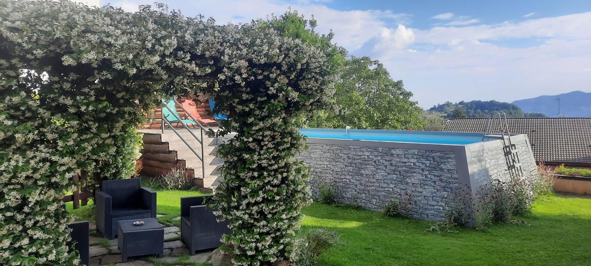 La Terrazza Casa Vacanza Carenno Kültér fotó